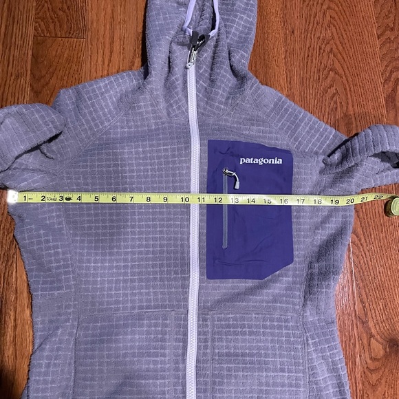 Patagonia R3 Regulator Hoody - Picture 4 of 5